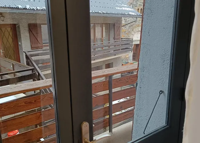 La Mansio De Bons Hostel